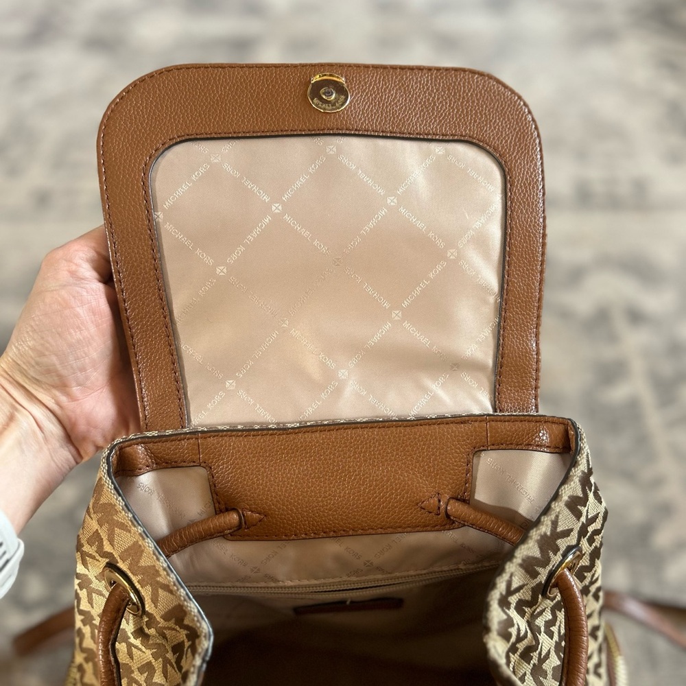 Michael Kors Abbey Large Logo Jacquard & Leather Backpack- Excellent Condition - Picture 12 of 14